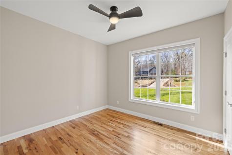 490 Mapleton Lane Columbus NC 28722
