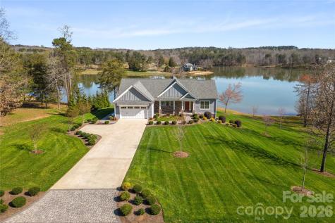 490 Mapleton Lane Columbus NC 28722