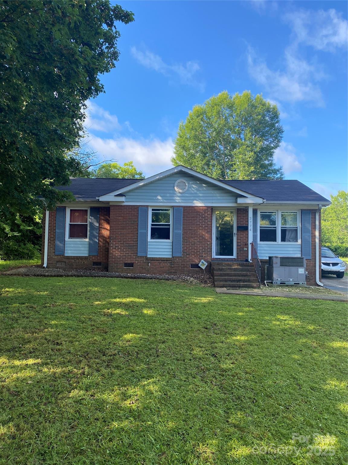 3774 Seaman Drive Charlotte NC 28217
