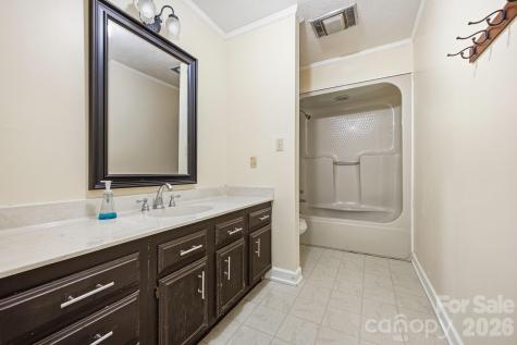 8 Covewood Road Asheville NC 28805