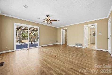 8 Covewood Road Asheville NC 28805