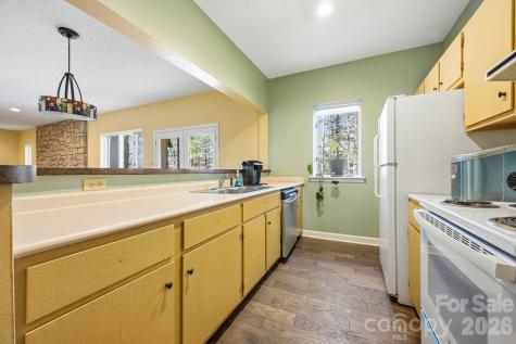 8 Covewood Road Asheville NC 28805