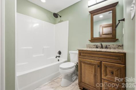 8 Covewood Road Asheville NC 28805