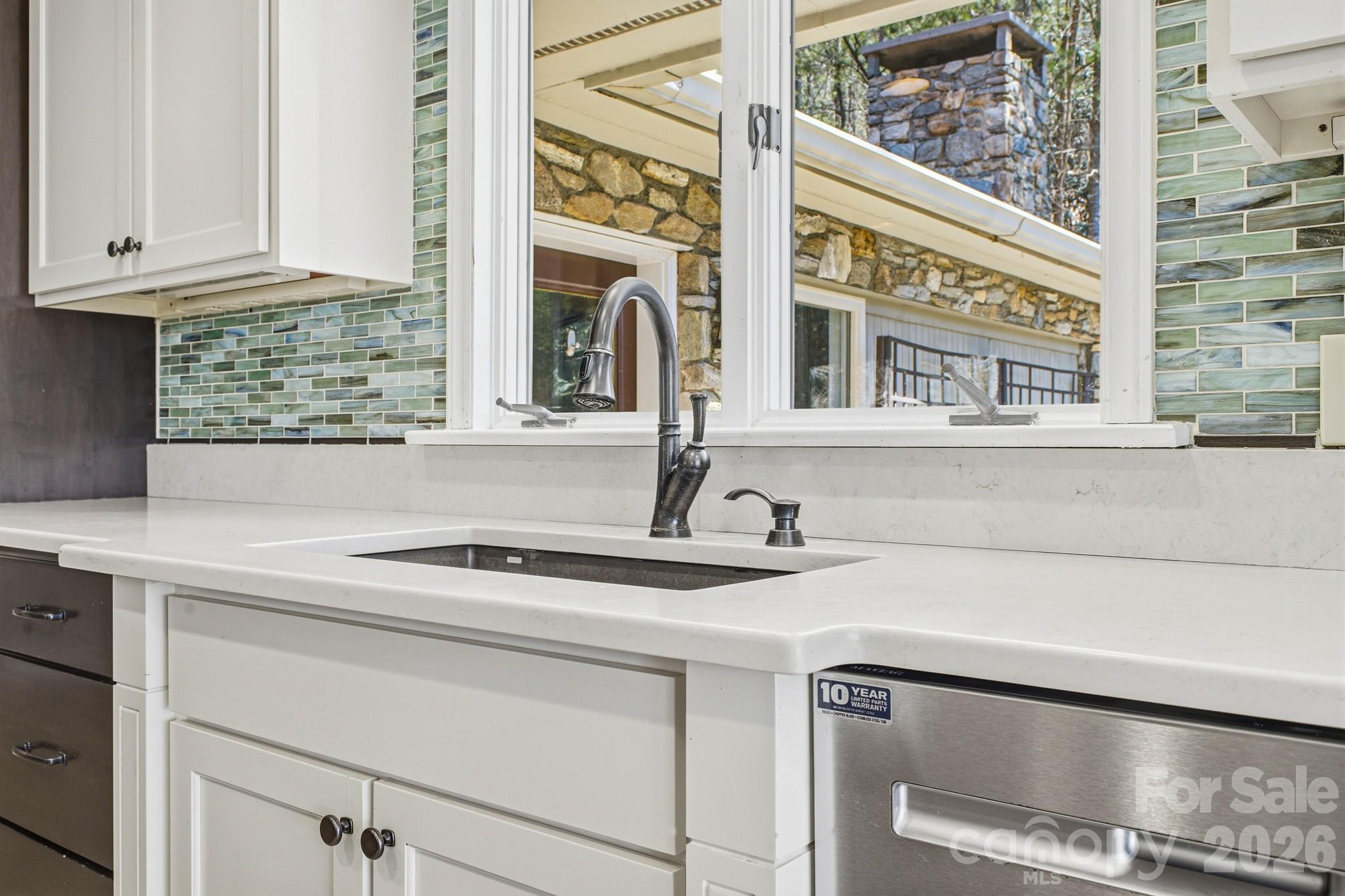 8 Covewood Road Asheville NC 28805