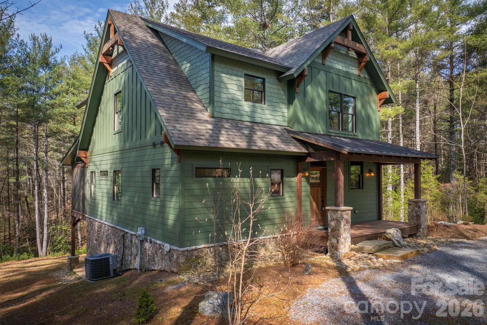 40 Kingfisher Trace Nebo NC 28761