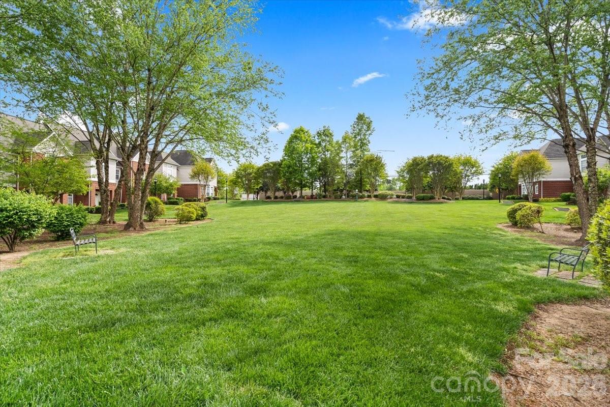 1017 Central Park Circle Davidson NC 28036