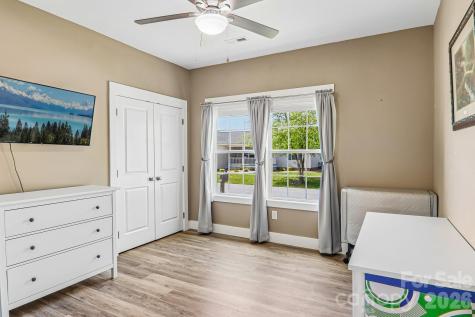 464 Riverwind Drive Hendersonville NC 28739