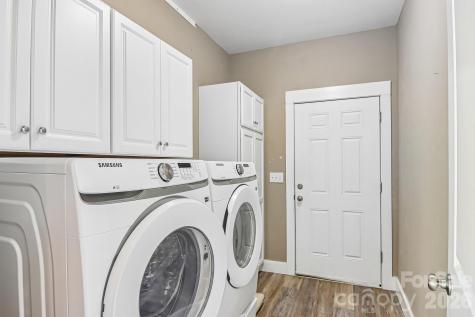 464 Riverwind Drive Hendersonville NC 28739