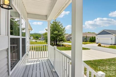 464 Riverwind Drive Hendersonville NC 28739