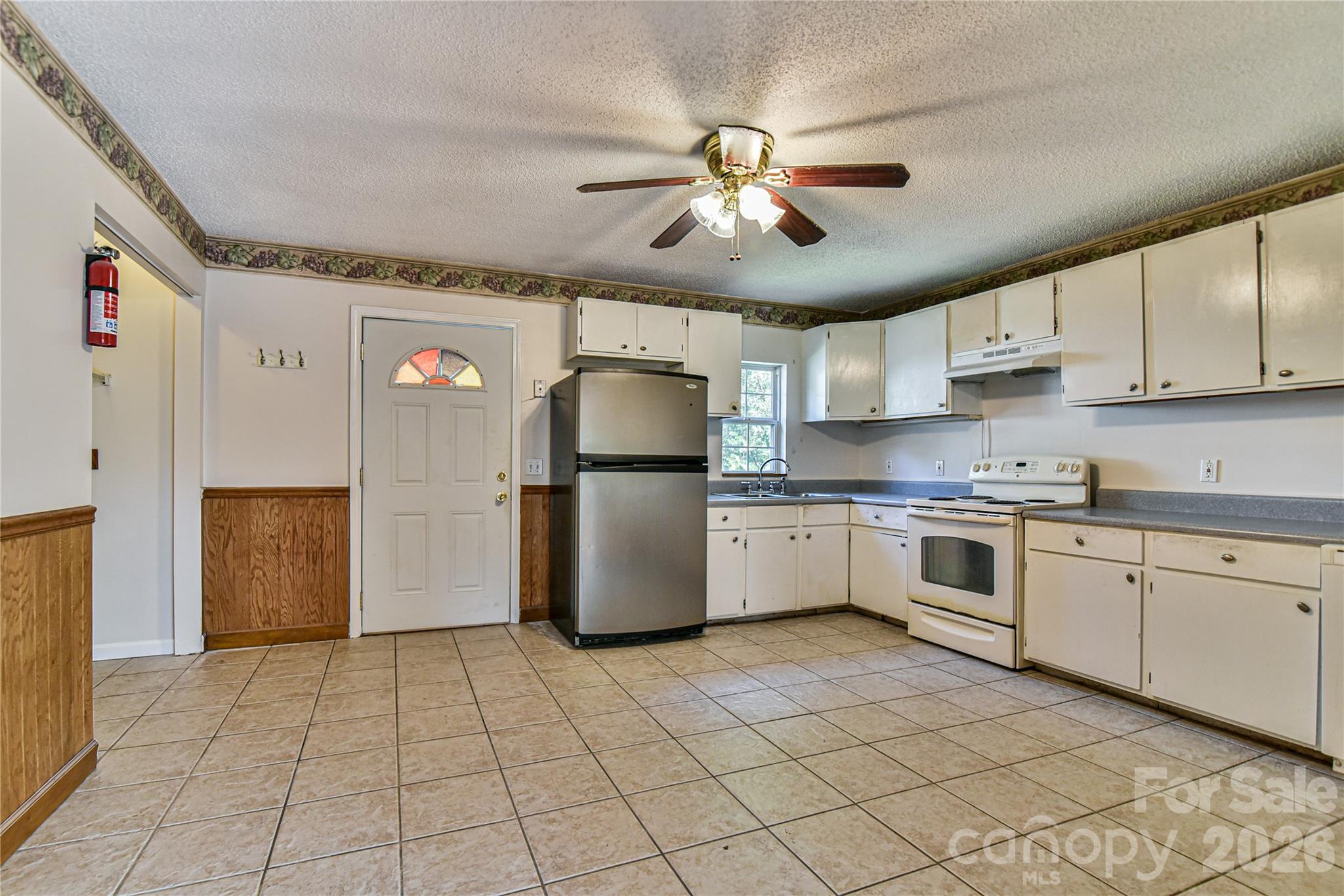 12 Moody Street Candler NC 28715