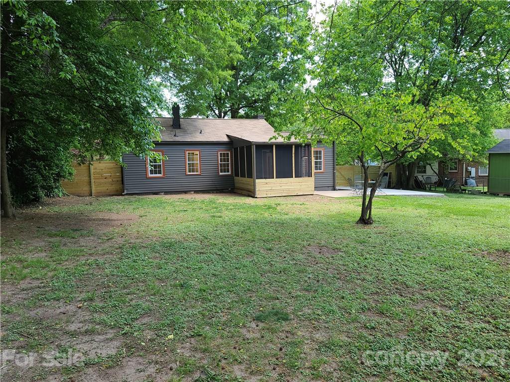 3711 Mcmillan Street Charlotte NC 28205