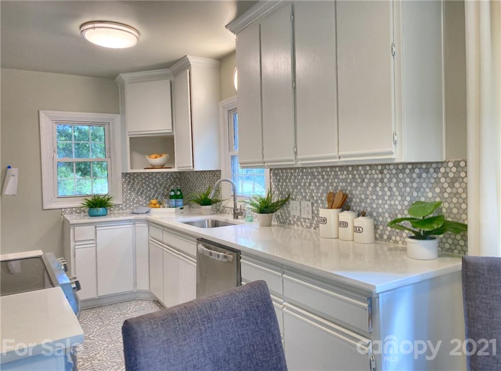 3711 Mcmillan Street Charlotte NC 28205