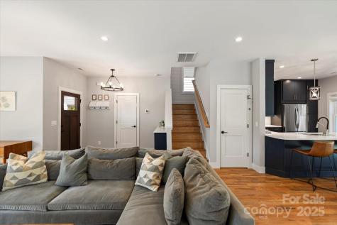 152 Joyner Avenue Asheville NC 28806