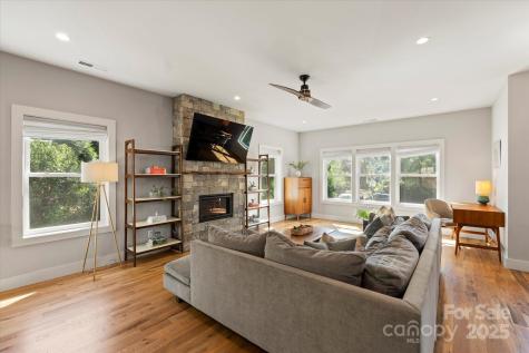 152 Joyner Avenue Asheville NC 28806