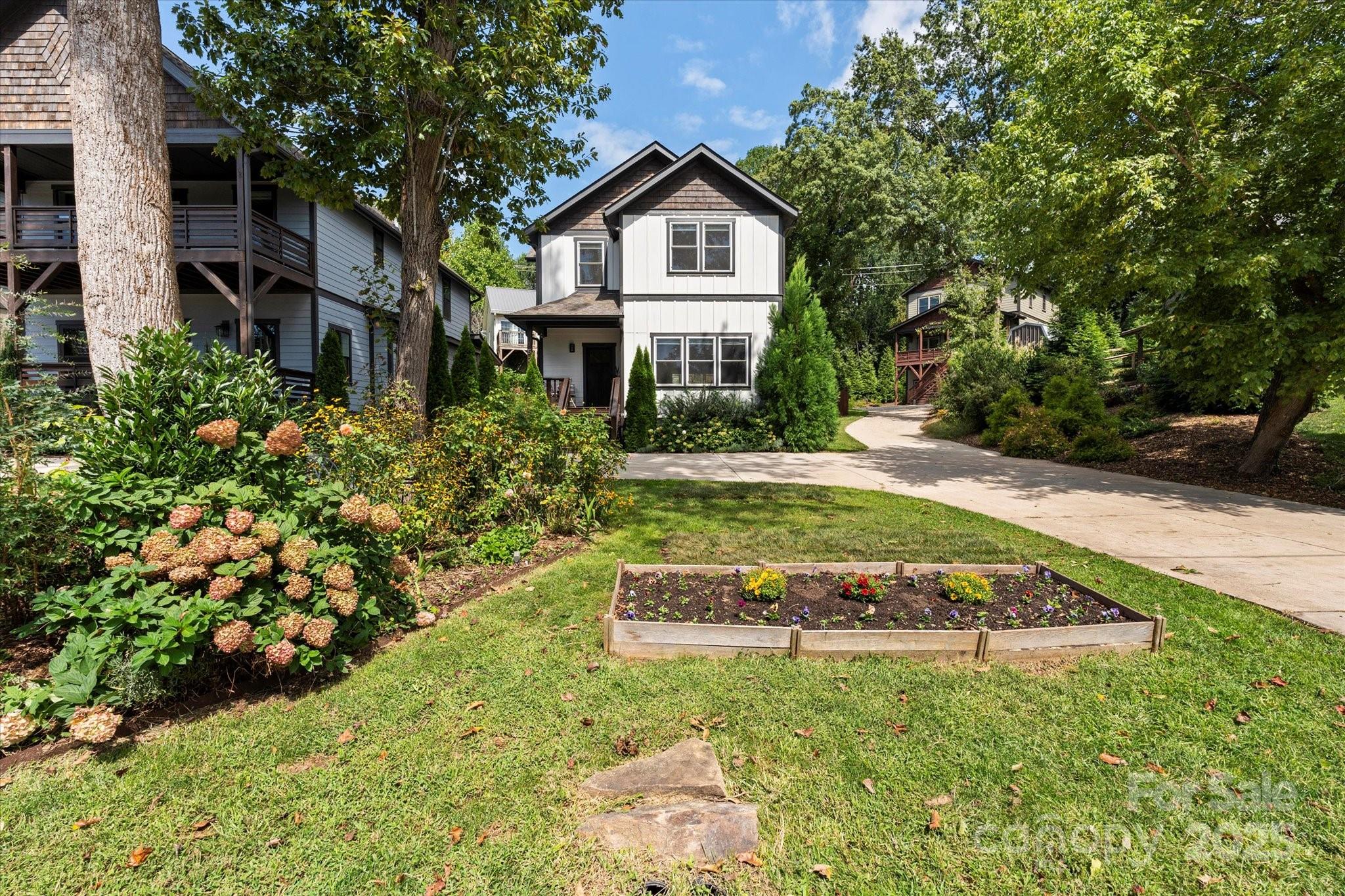 152 Joyner Avenue Asheville NC 28806