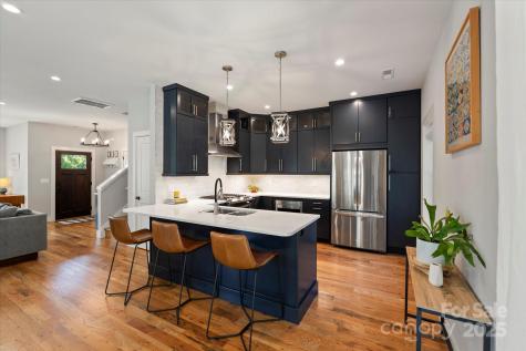 152 Joyner Avenue Asheville NC 28806