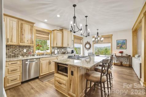 1510 High Valley Way Lenoir NC 28645