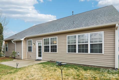 1 Breyerton Court Asheville NC 28804