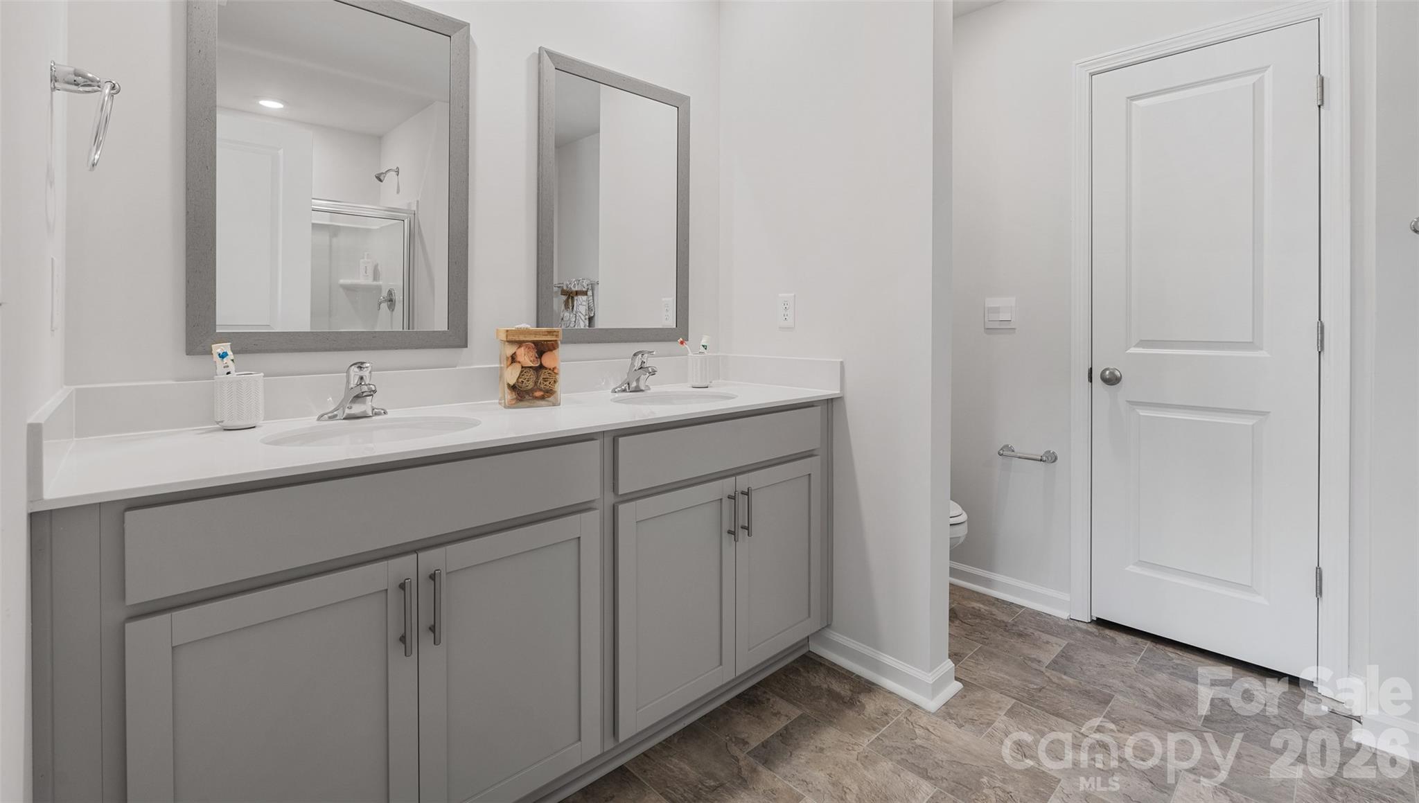26 Caroline Valley Lane Hendersonville NC 28792