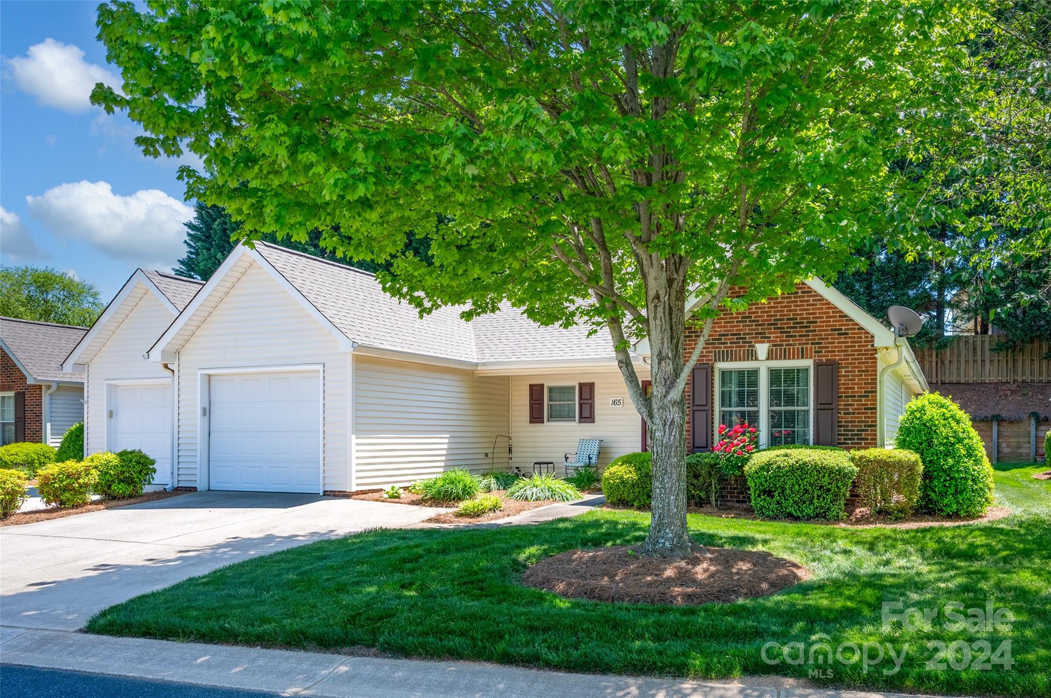 165 Oak Village Parkway Mooresville NC 28117