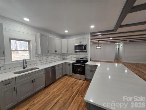 6802 Lowesville Lane Stanley NC 28164