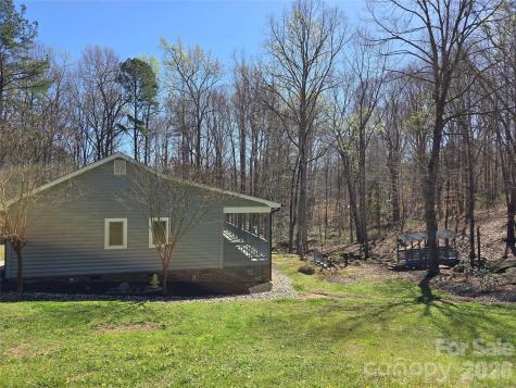 6802 Lowesville Lane Stanley NC 28164
