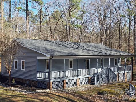 6802 Lowesville Lane Stanley NC 28164