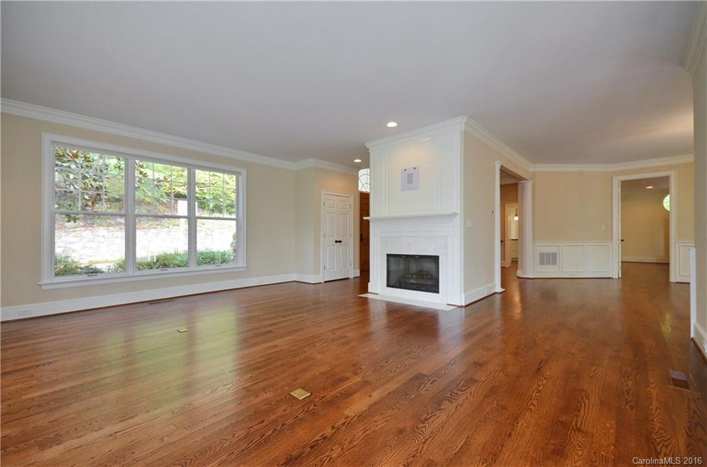 58 Robinhood Road Asheville NC 28804