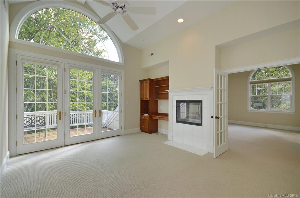58 Robinhood Road Asheville NC 28804