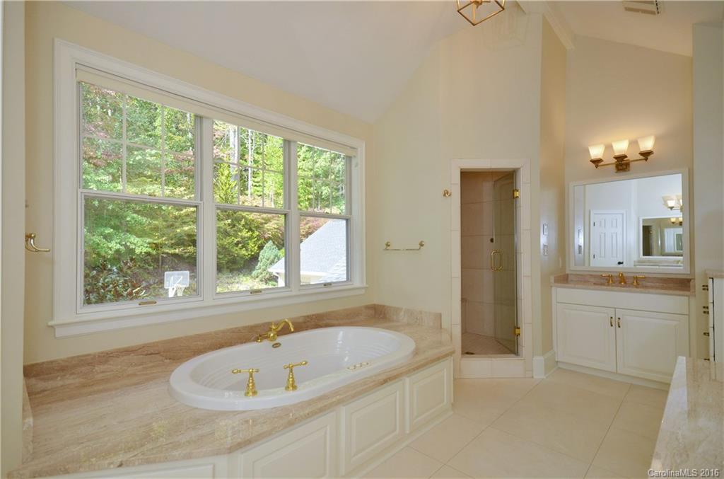 58 Robinhood Road Asheville NC 28804