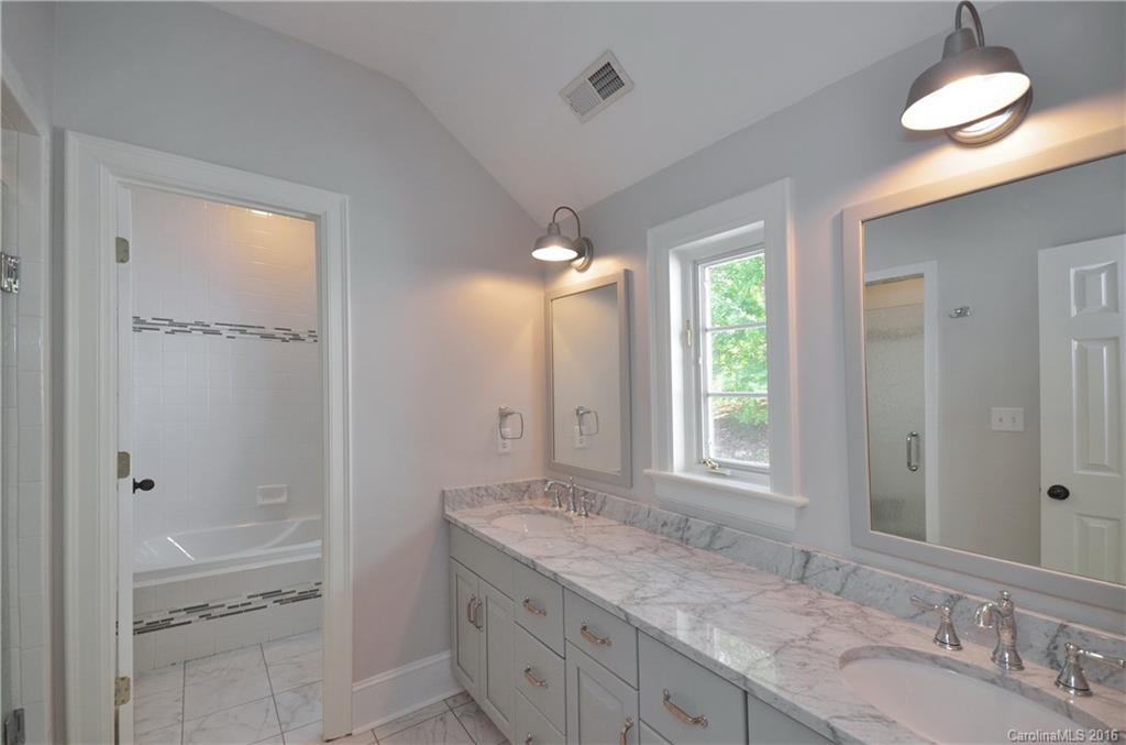 58 Robinhood Road Asheville NC 28804