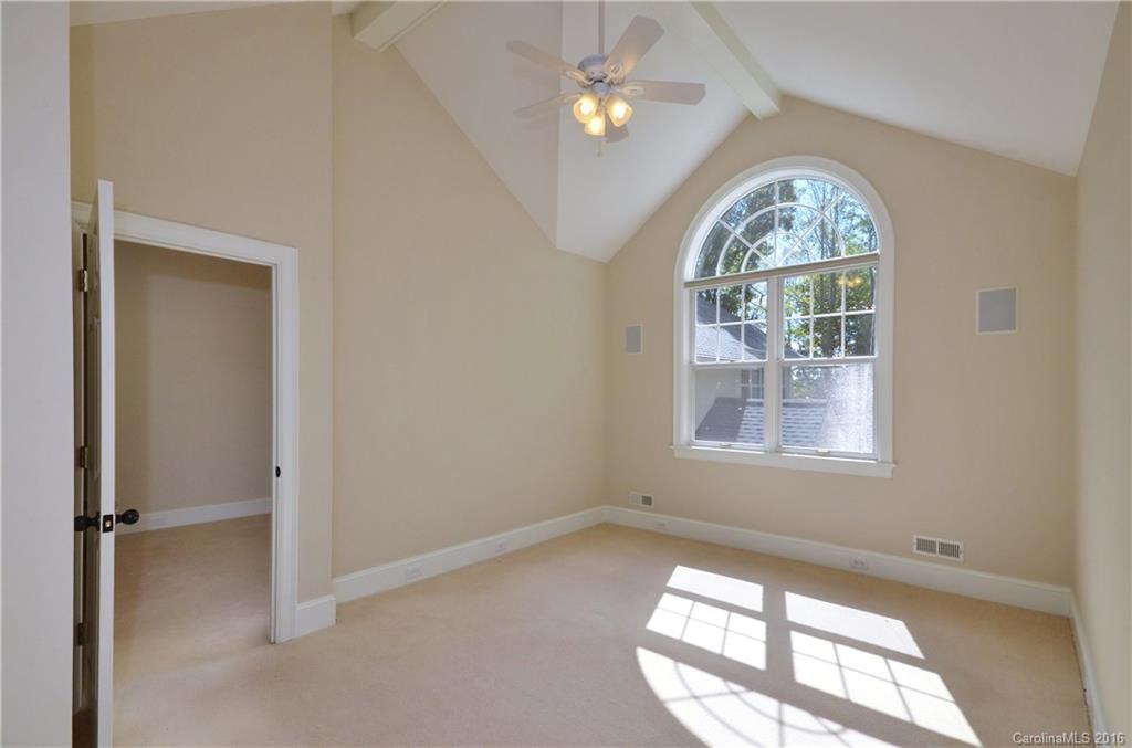 58 Robinhood Road Asheville NC 28804