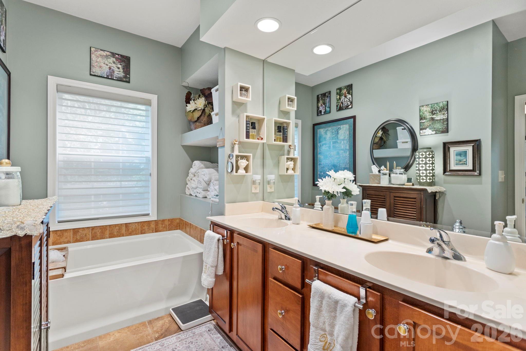 69 Old Pasture Way Hendersonville NC 28739