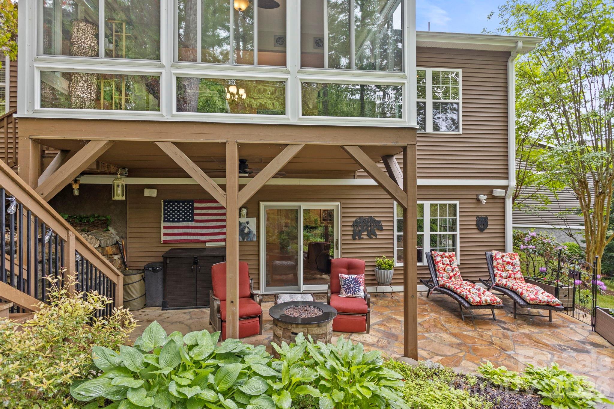69 Old Pasture Way Hendersonville NC 28739