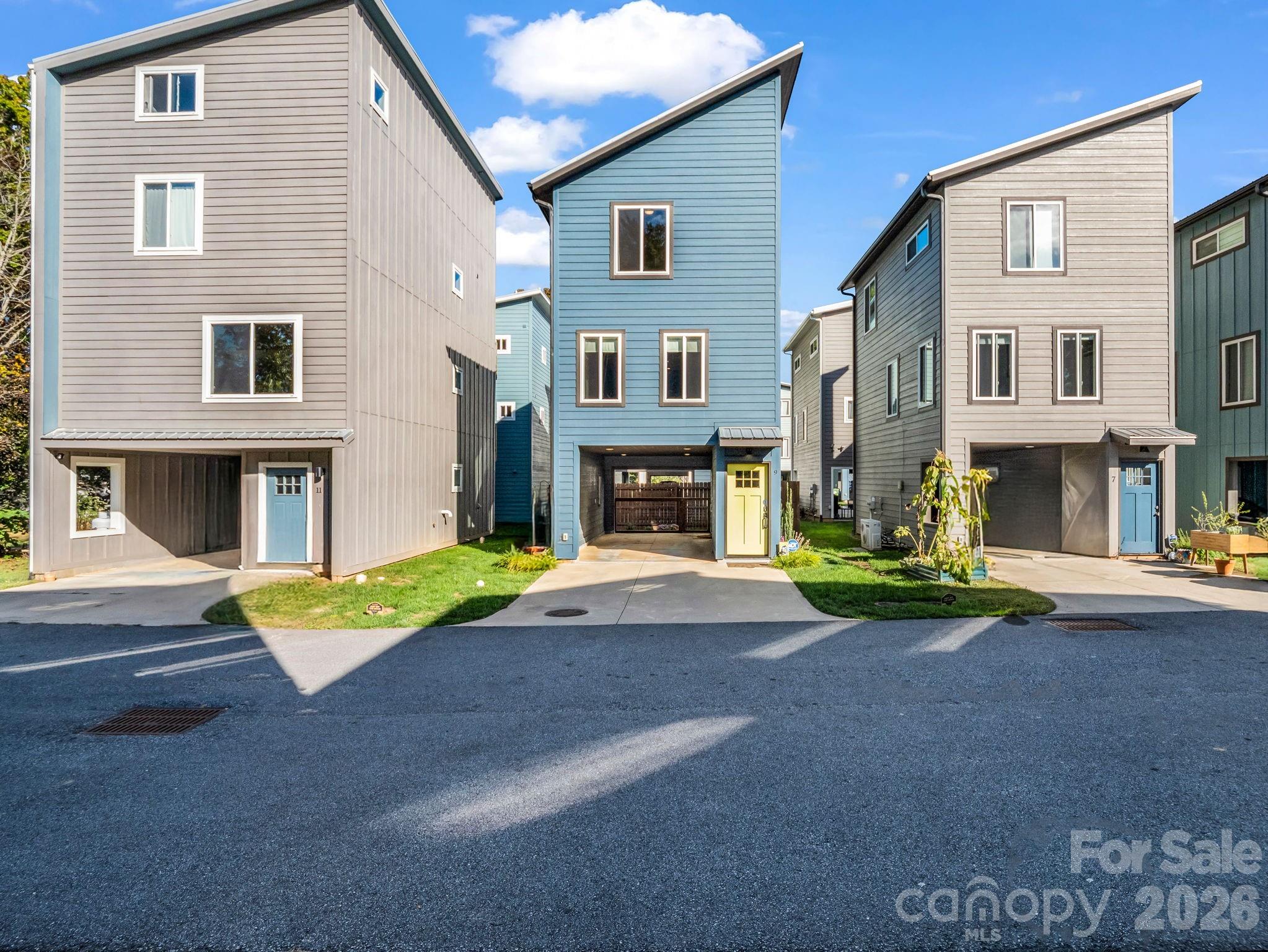 9 W Citra Street Arden NC 28704