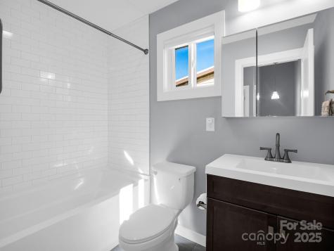 9 W Citra Street Arden NC 28704