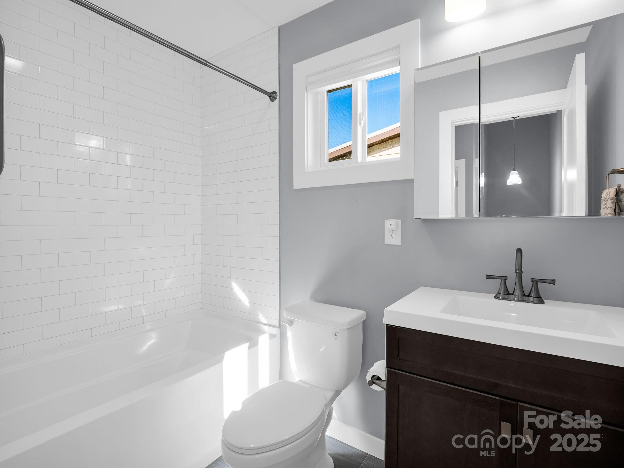 9 W Citra Street Arden NC 28704