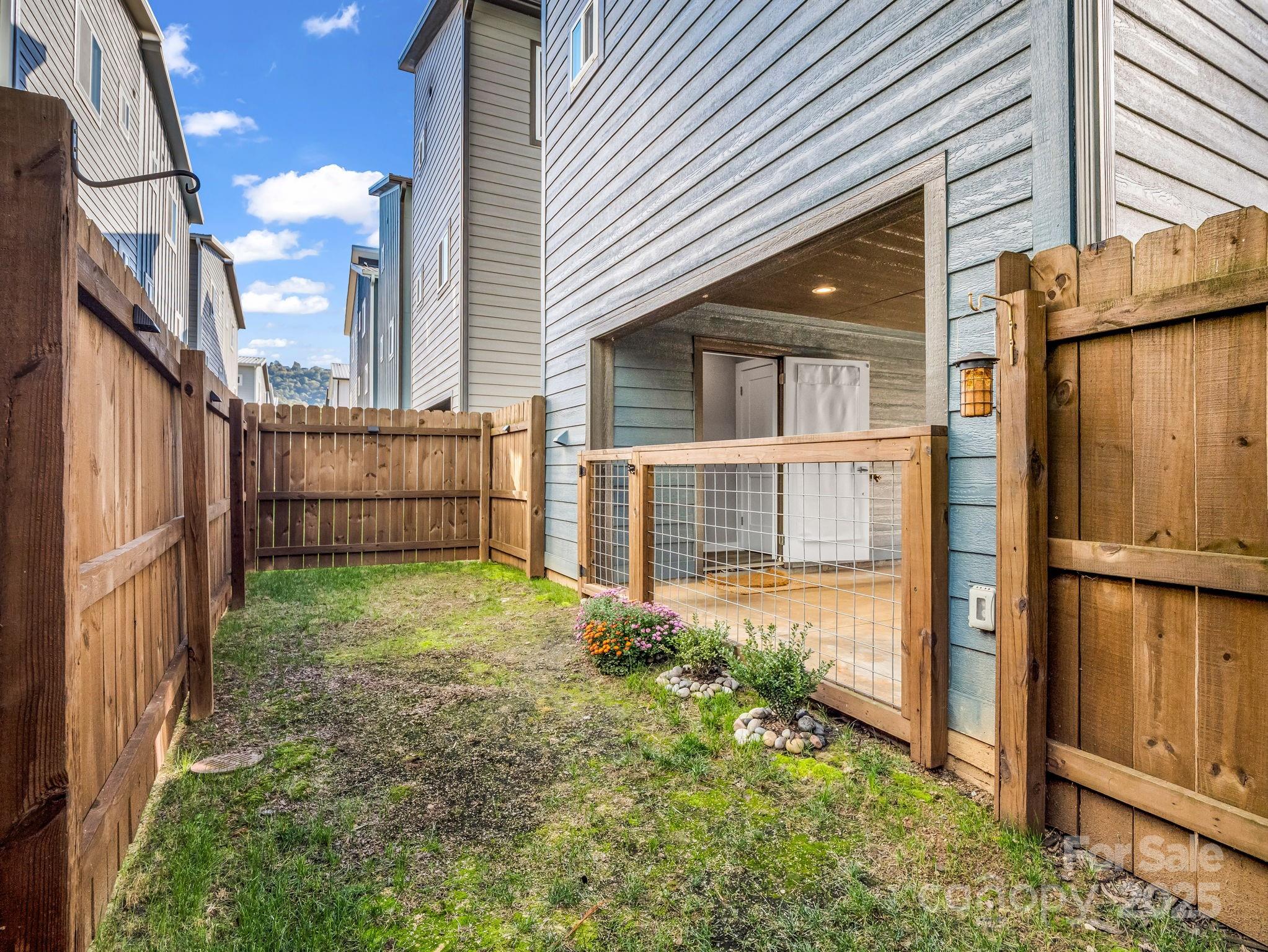 9 W Citra Street Arden NC 28704