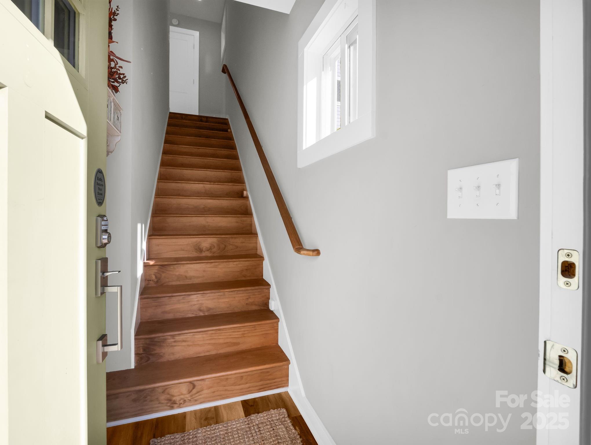 9 W Citra Street Arden NC 28704