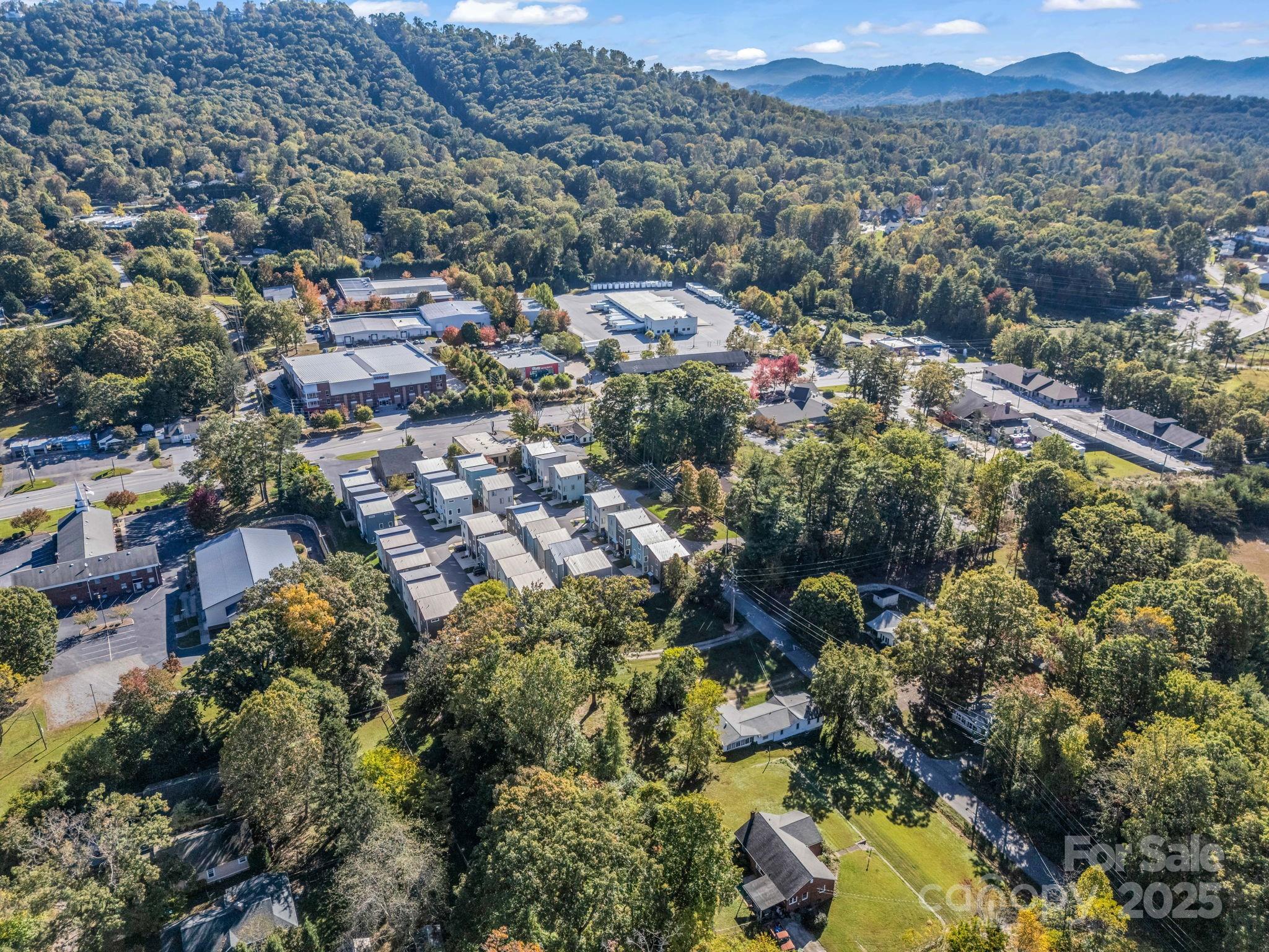 9 W Citra Street Arden NC 28704