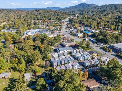 9 W Citra Street Arden NC 28704