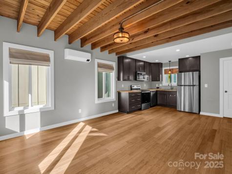 9 W Citra Street Arden NC 28704