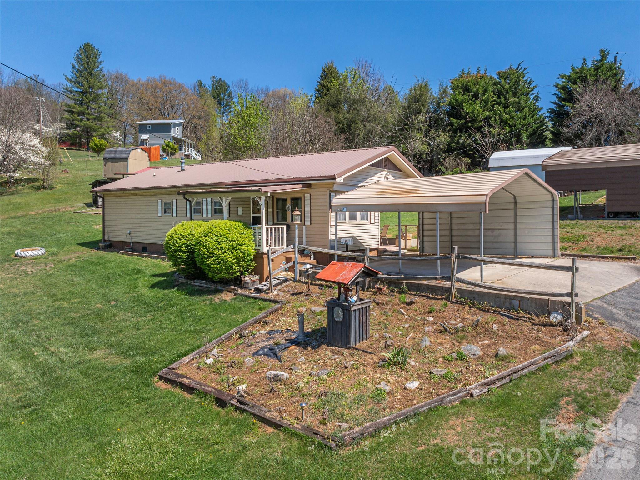 17 Mustang Lane Waynesville NC 28786
