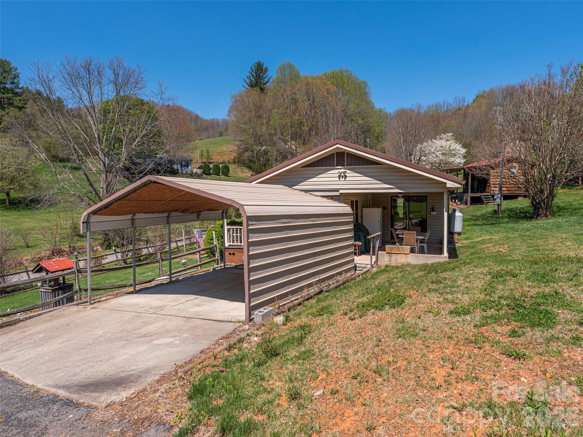 17 Mustang Lane Waynesville NC 28786