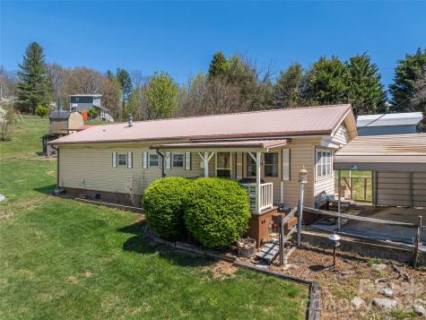 17 Mustang Lane Waynesville NC 28786