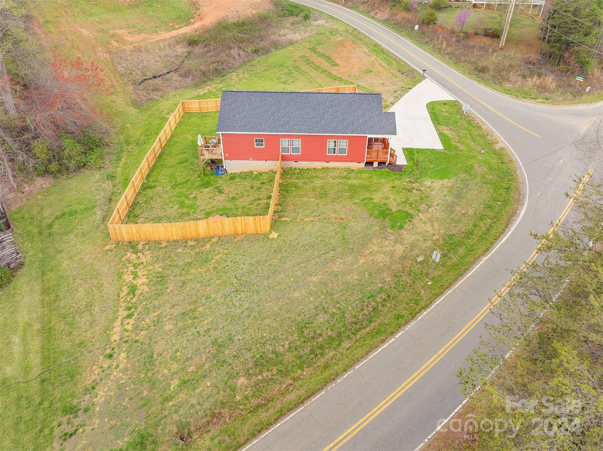2 Clarks Chapel Extension Weaverville NC 28787