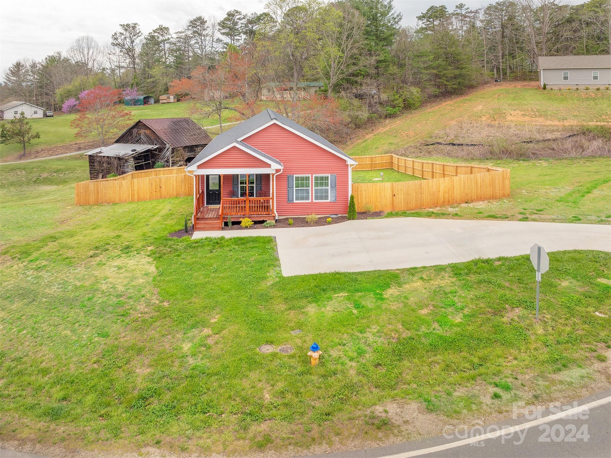 2 Clarks Chapel Extension Weaverville NC 28787