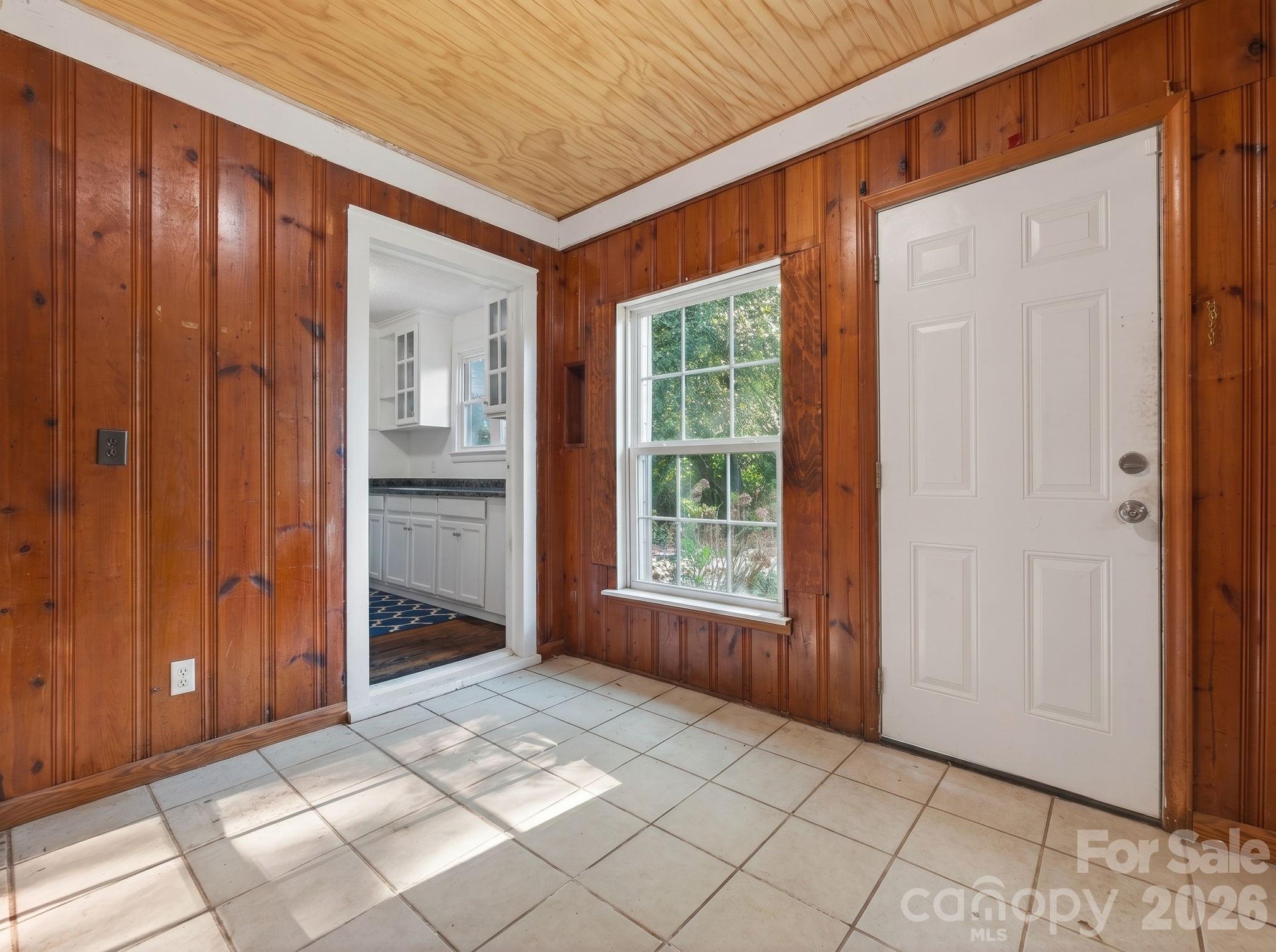 2120 Amesbury Avenue Charlotte NC 28205