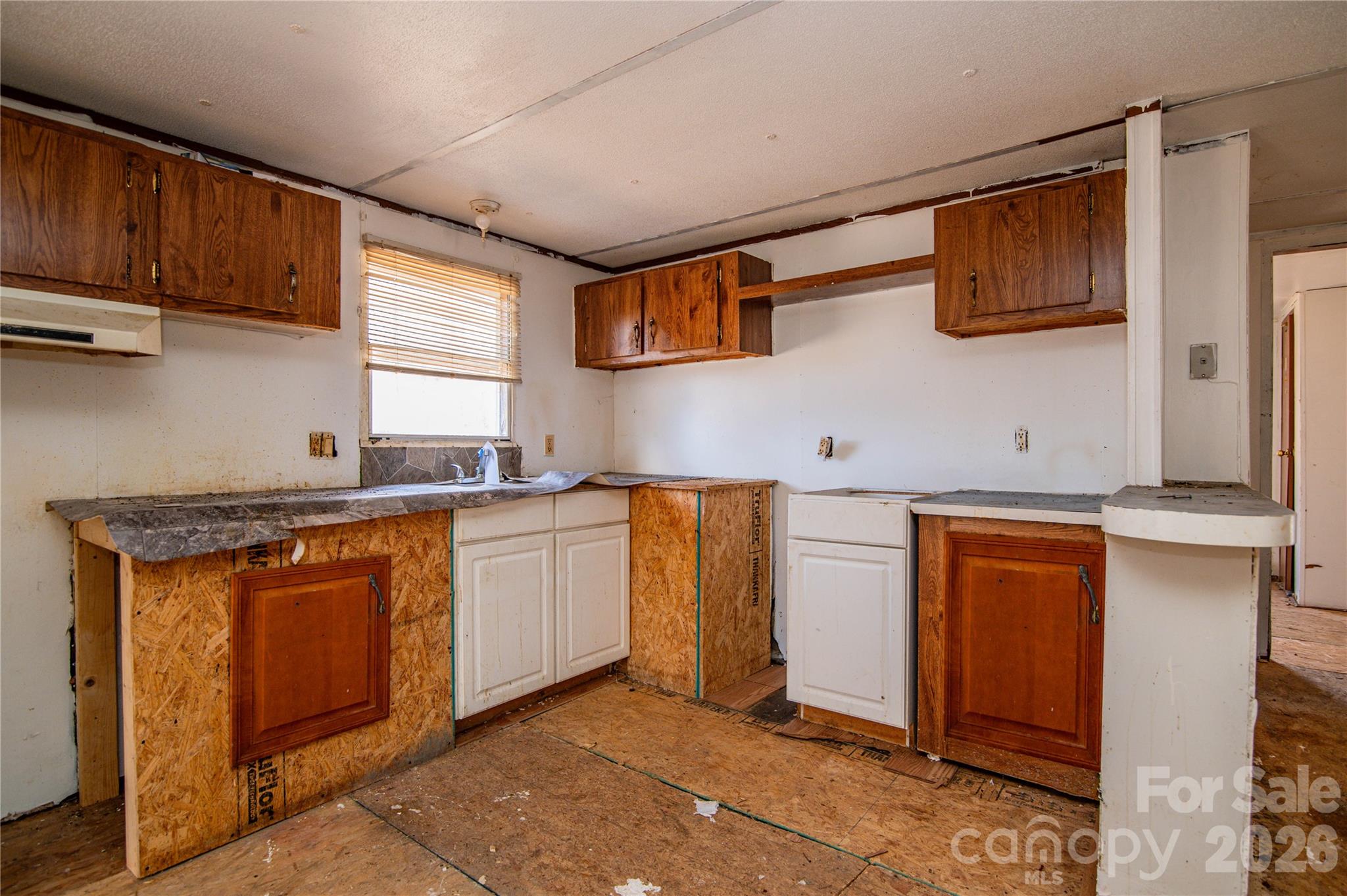 682 Grant Drive Roanoke Rapids NC 27870
