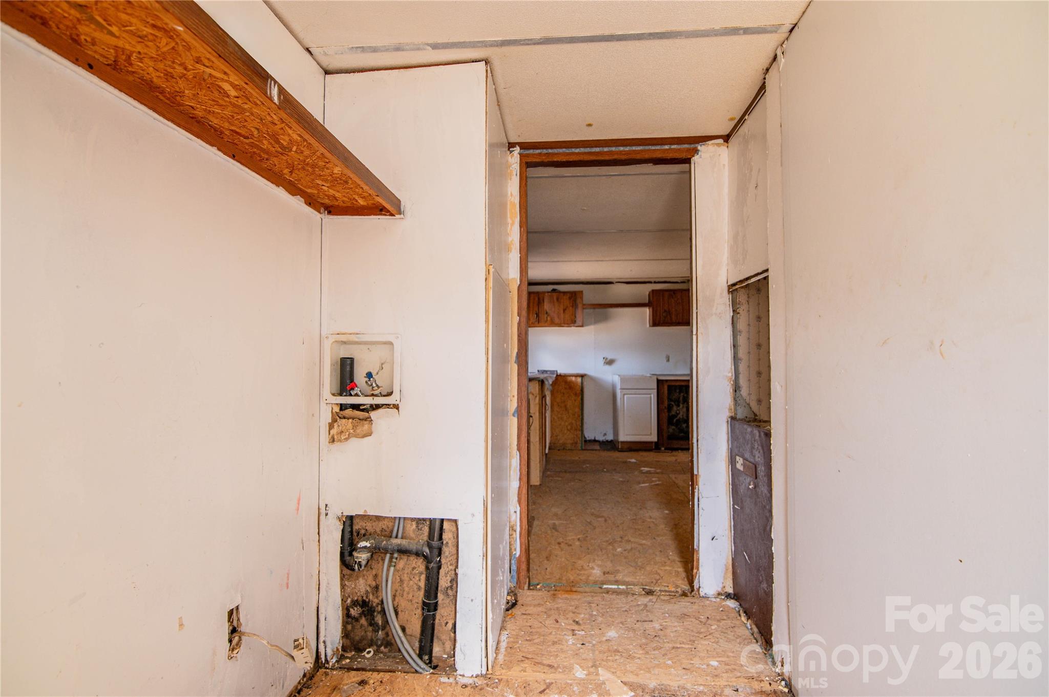 682 Grant Drive Roanoke Rapids NC 27870
